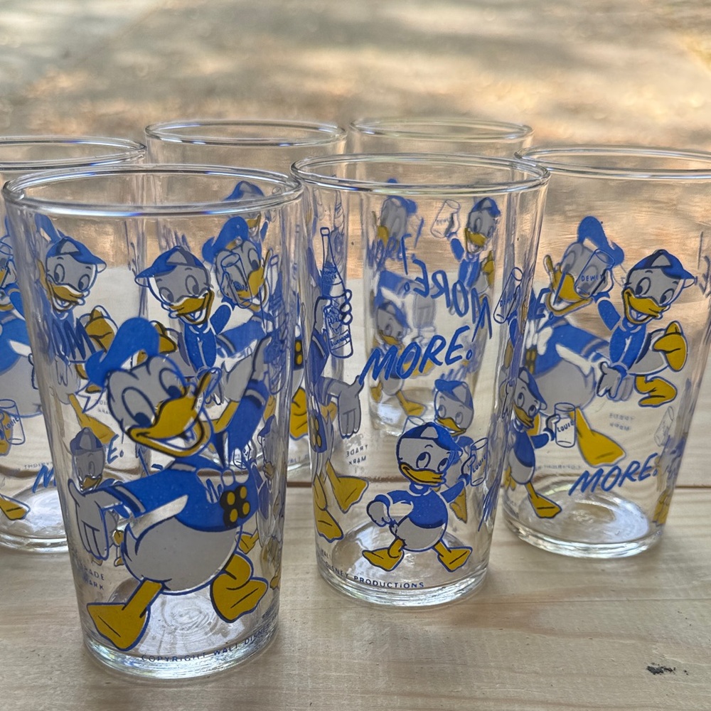 Donald Duck & Nephews Blue & Yellow Vintage Tumbler Soda Glass Set